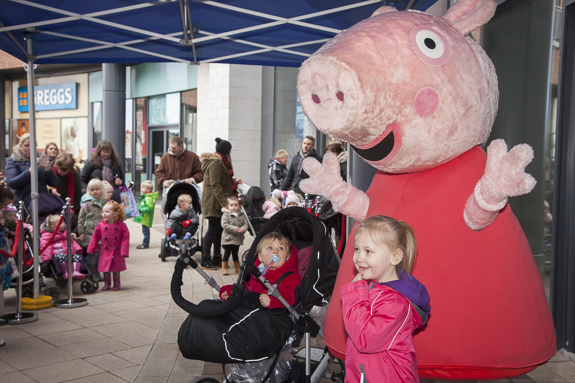 Hundreds queue to meet Peppa and George at Eagles Meadow
