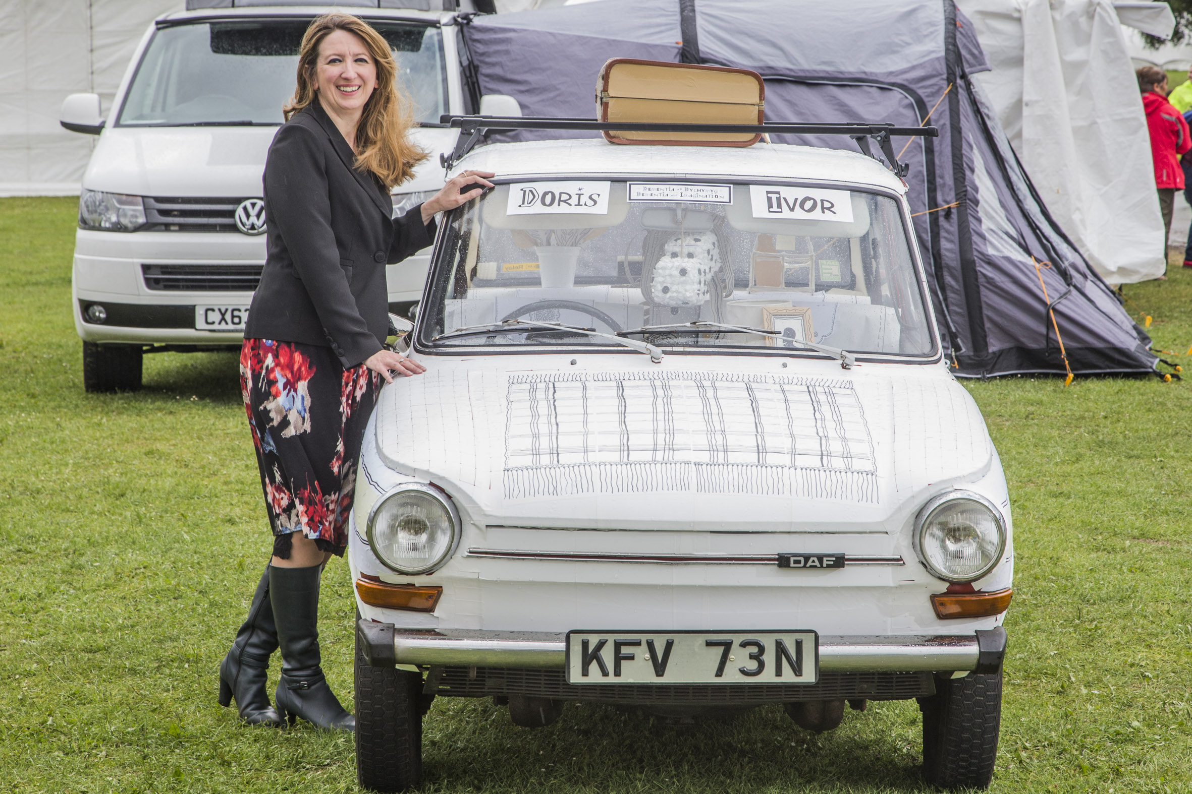 Classic car used to help people with dementia on show at Eisteddfod