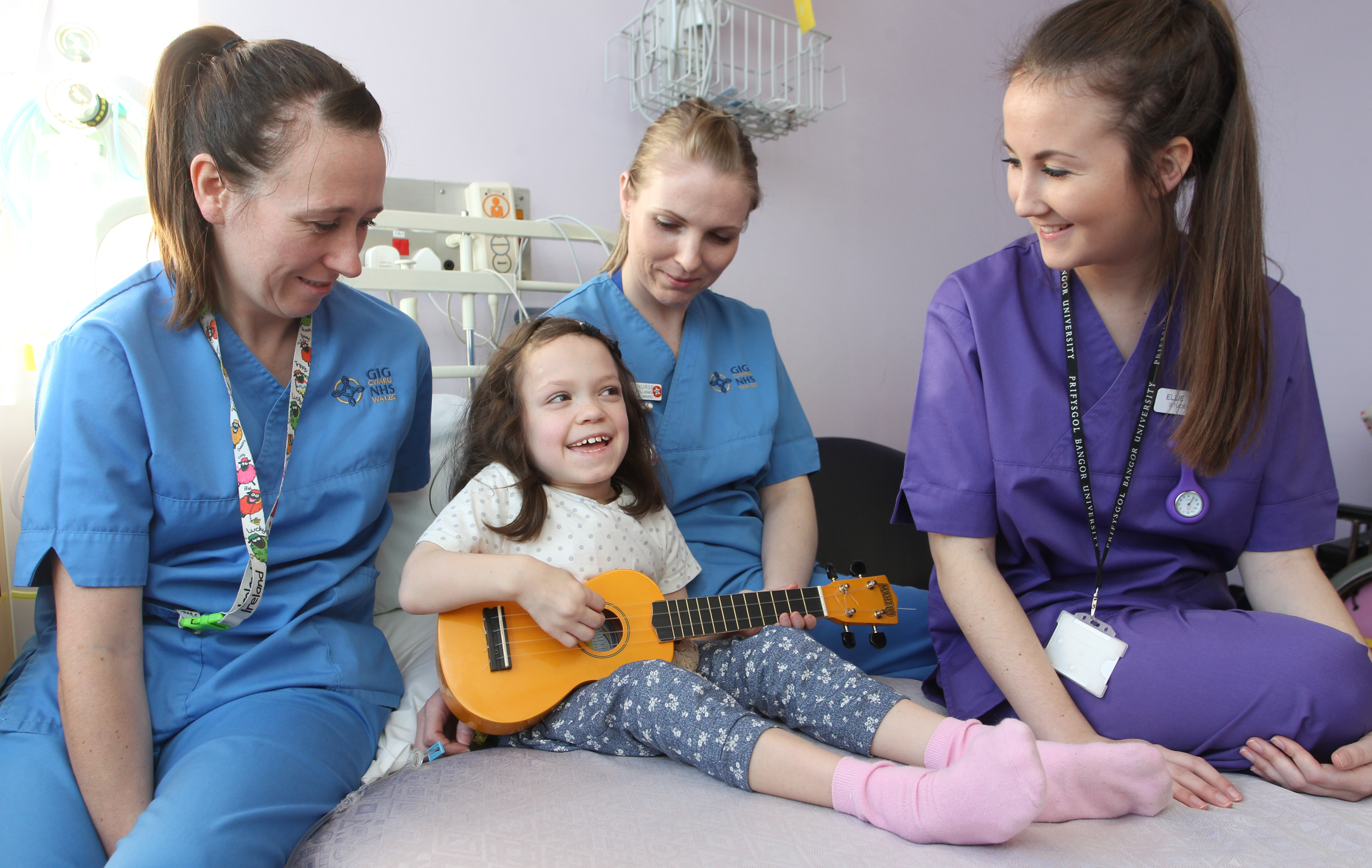 Gracie pens musical thank you to hospital doctors and nurses treating her rare condition 