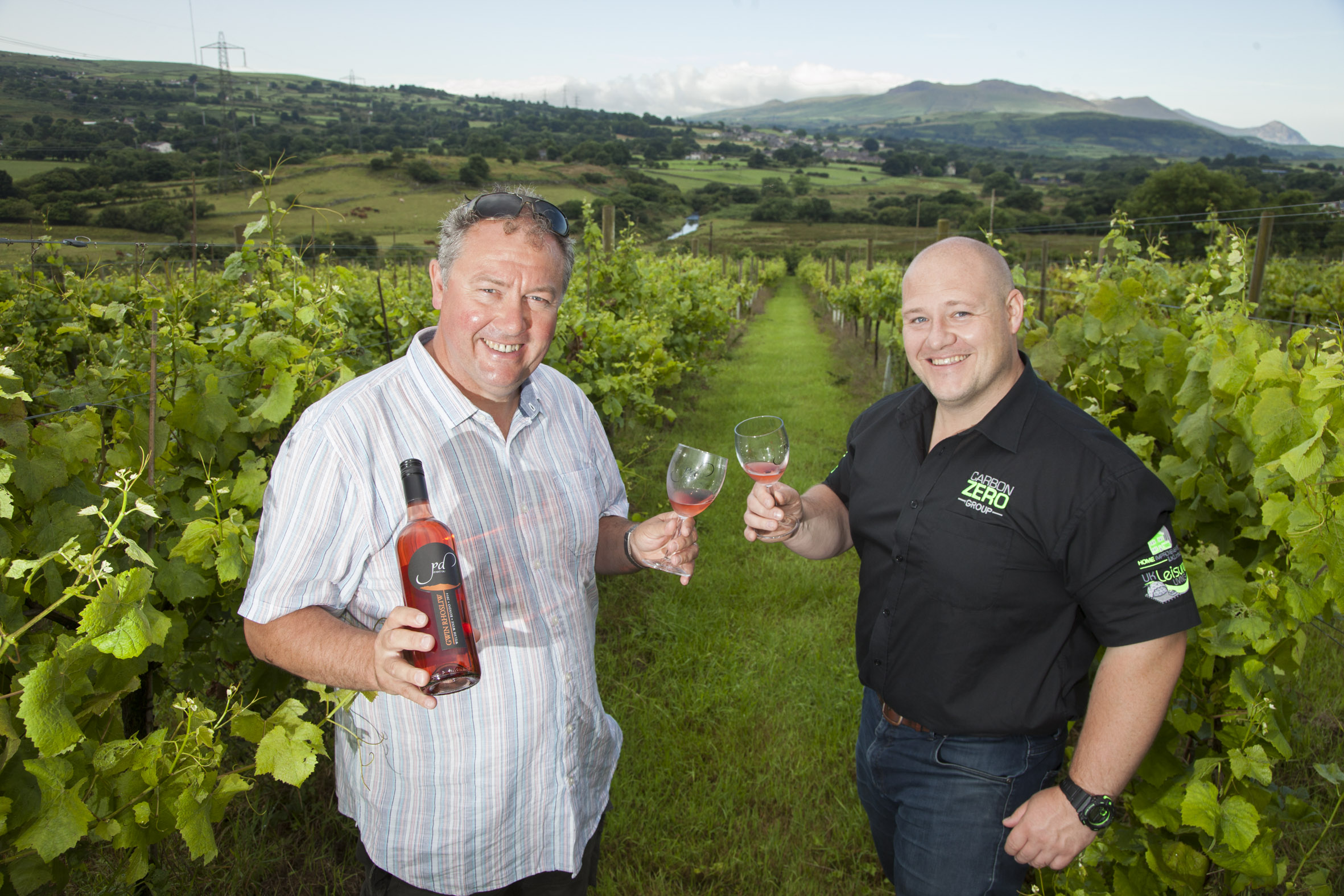 TV cameraman focuses on free energy at Wales’s first solar powered vineyard