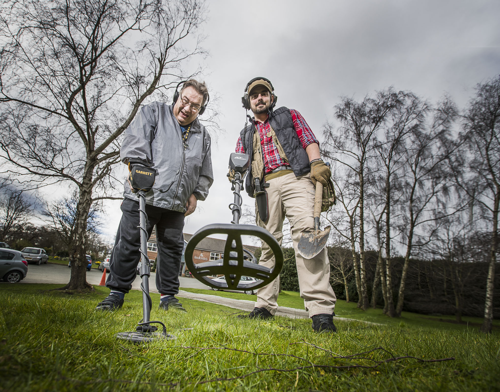 Care home resident Gary turns metal detector
