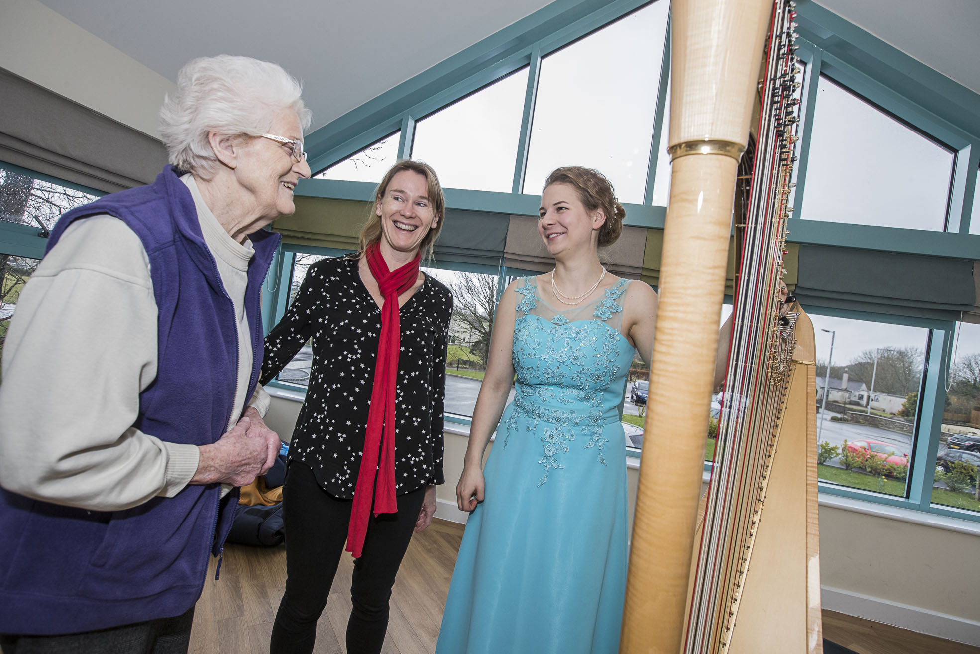 Care home residents mesmerised by stunning performance of top Russian harpist Valeria
