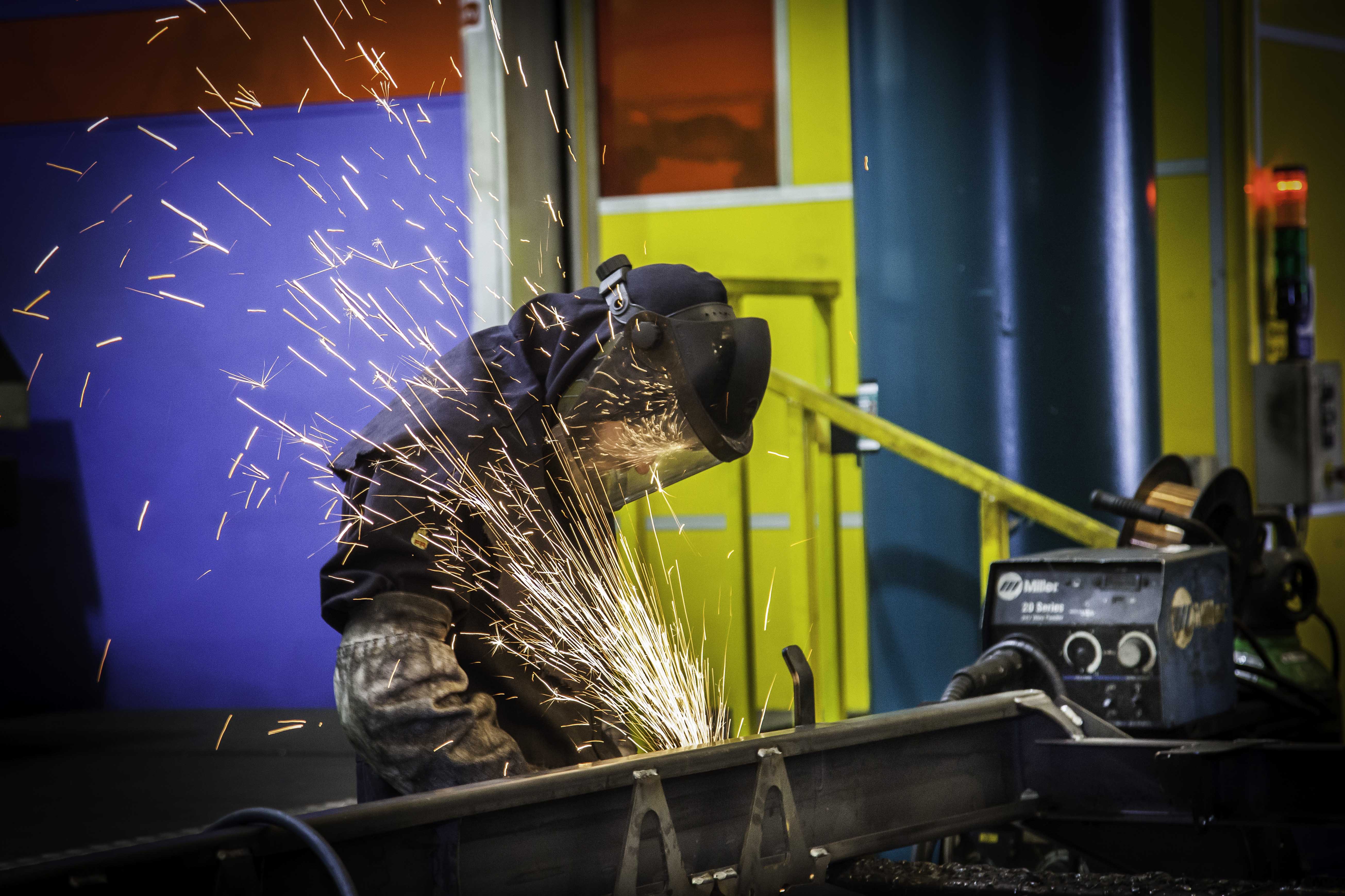 Top trailer firm looking to train and recruit 20 welders