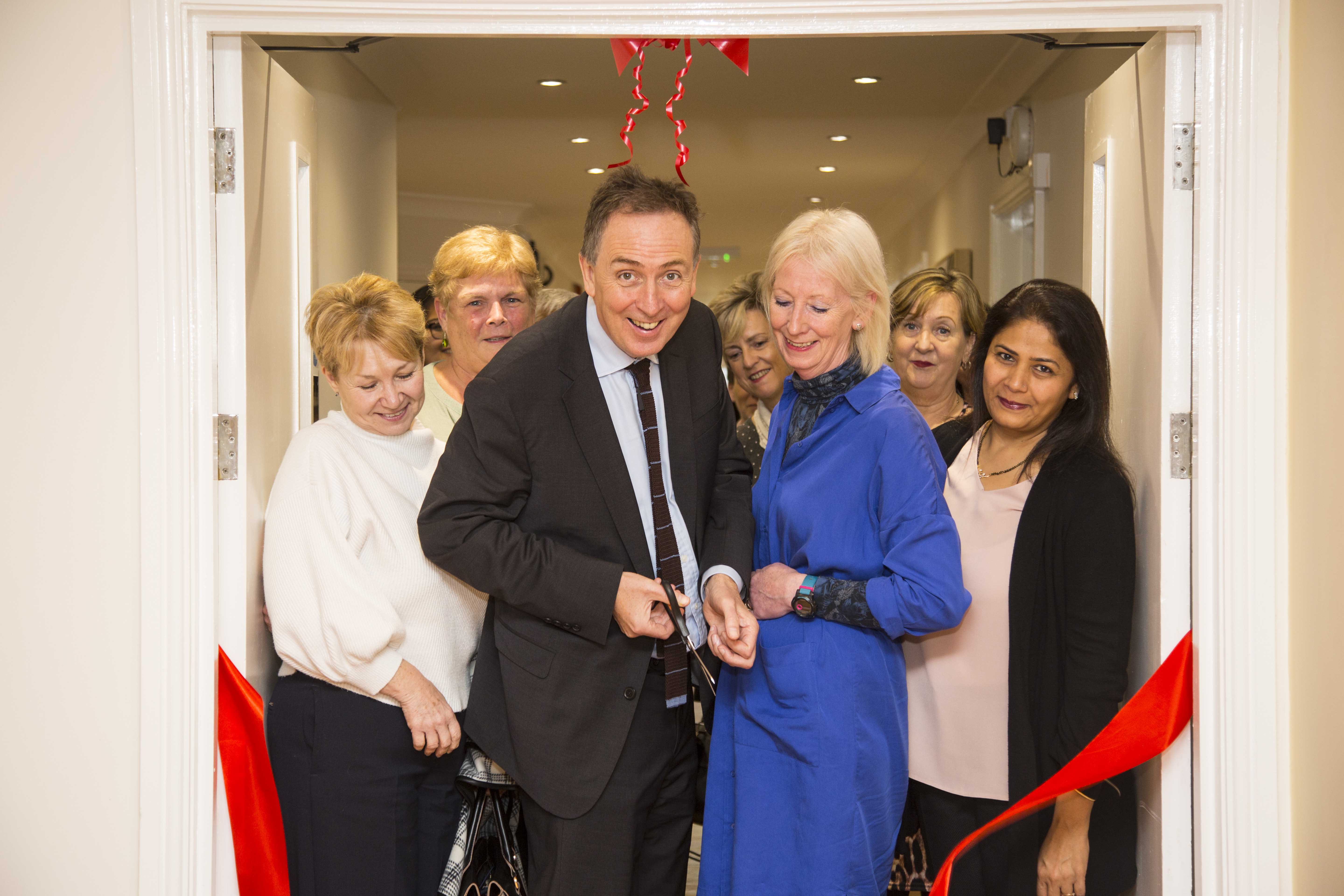 MP unveils £250,000 specialist dementia unit in Brynmawr
