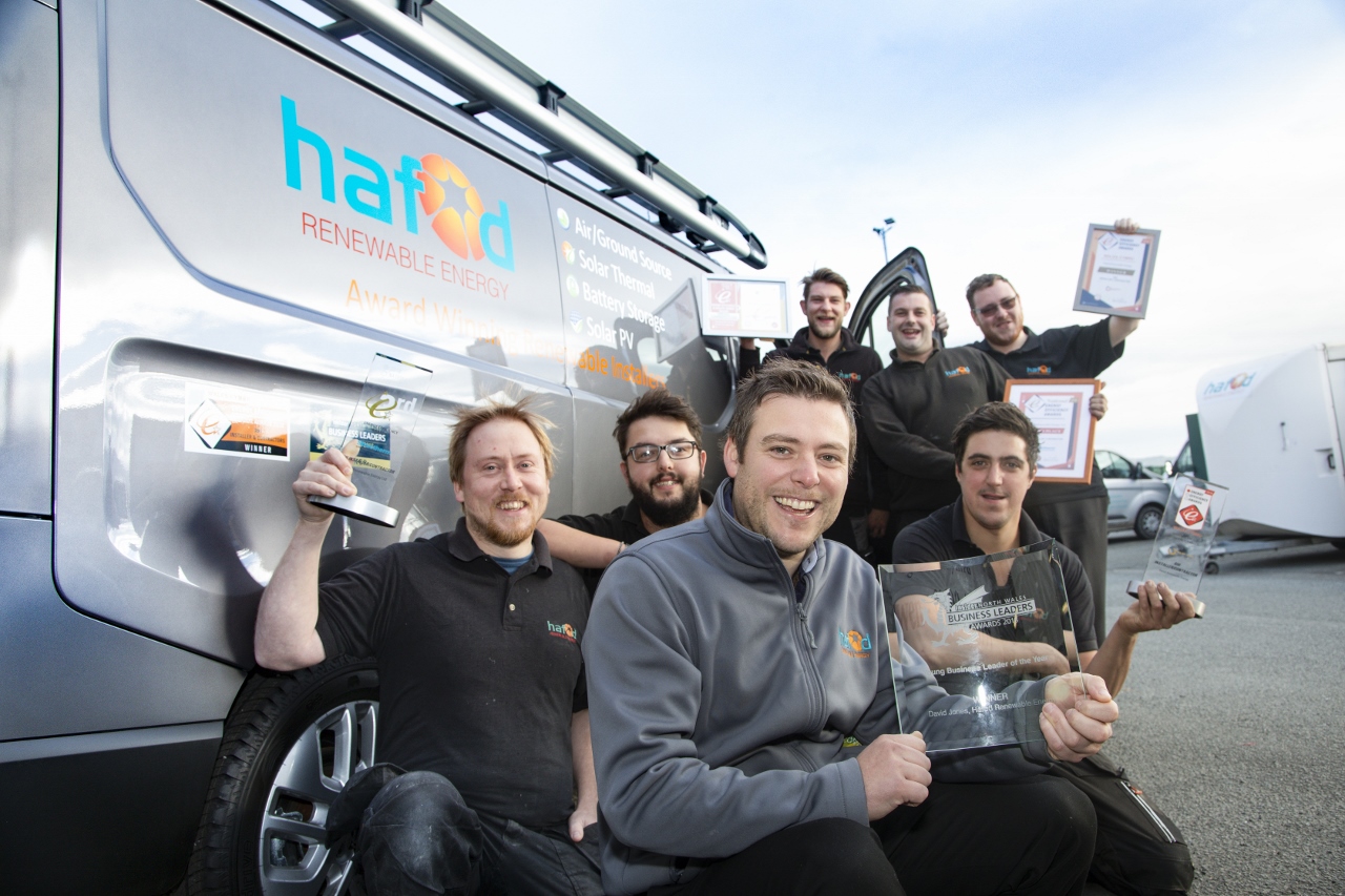 Top green energy company on a hat-trick at Wales renewables awards