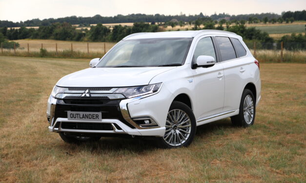 Mitsubishi Outlander PHEV road test by Steve Rogers