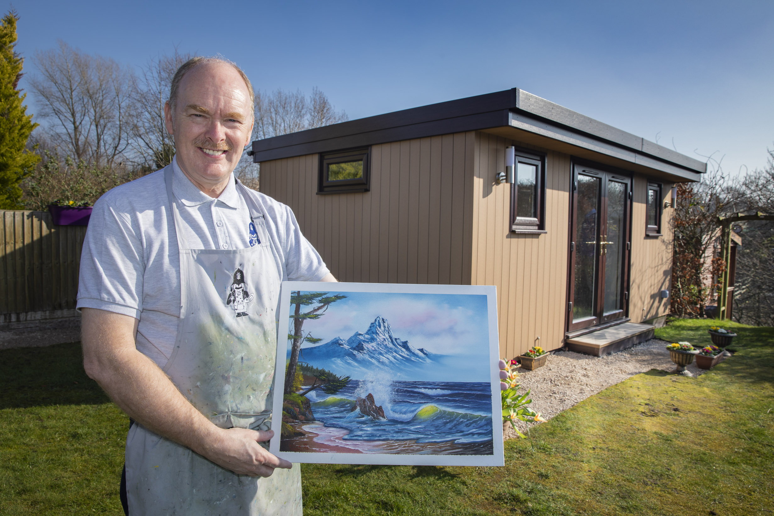 Painting policeman swaps handcuffs for paintbrushes to launch new art business from bottom of his garden