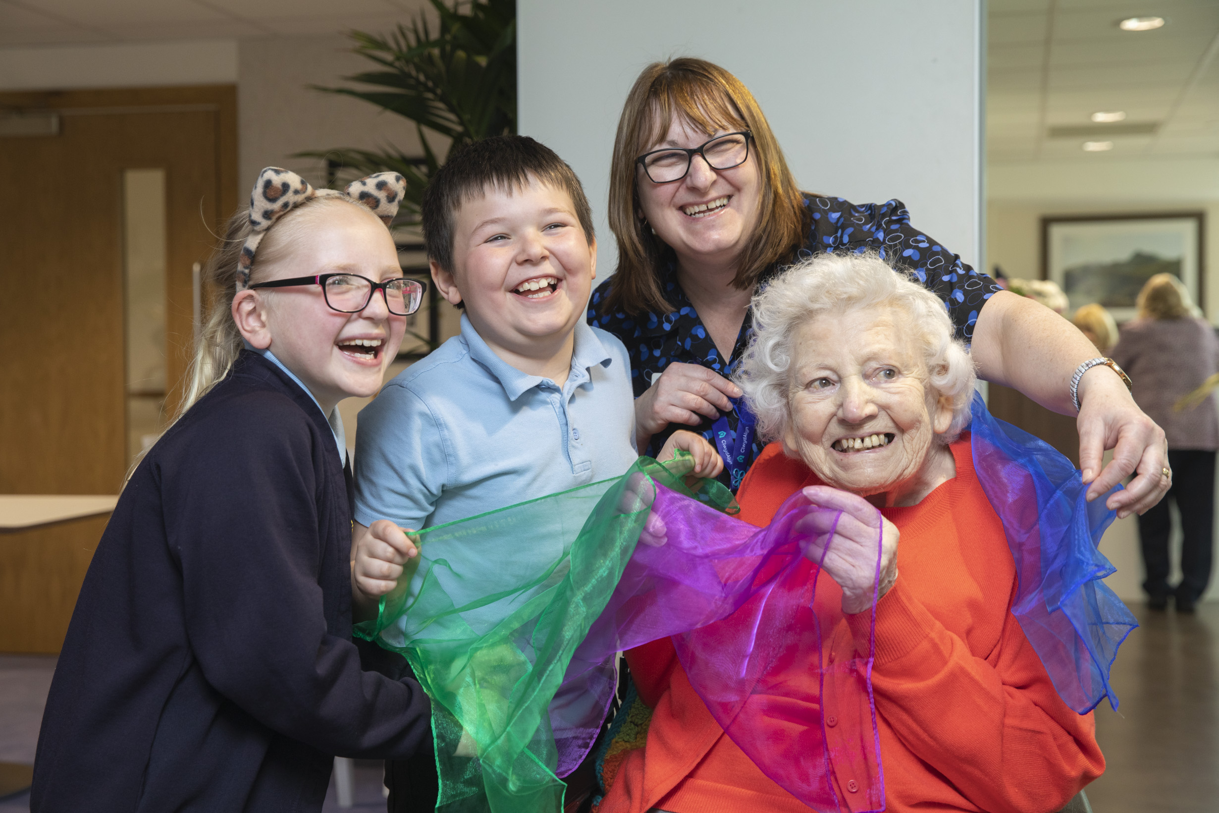 Nan, 95, joins Strictly-inspired classes with young dancers