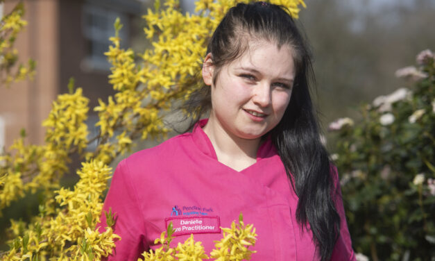 Brave Danielle launches bowel cancer campaign