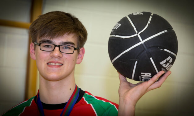 Wheelchair basketball star Alex ready to take on the world