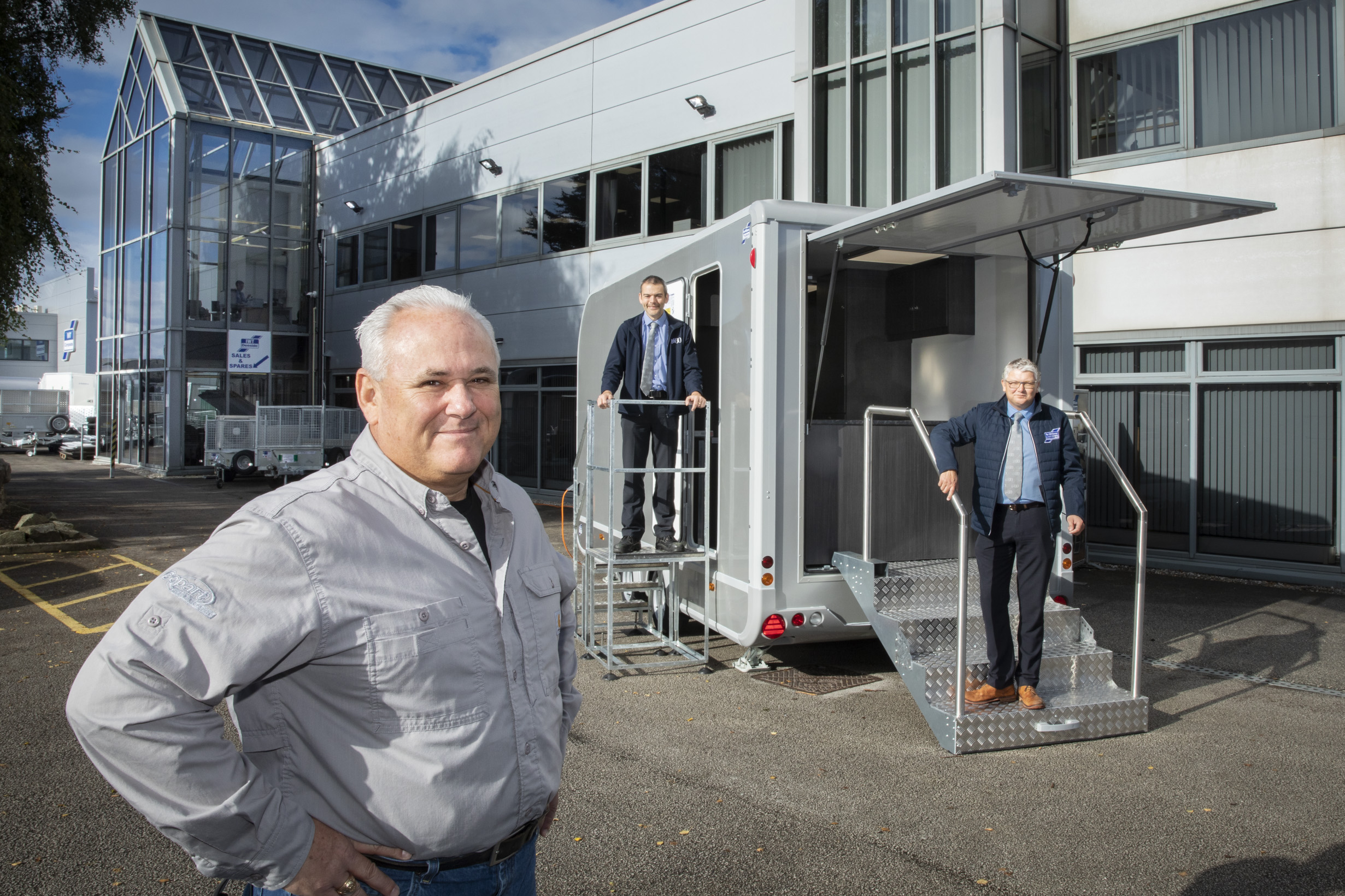 Trailer firm makes mobile command centre for world leader in car salvage