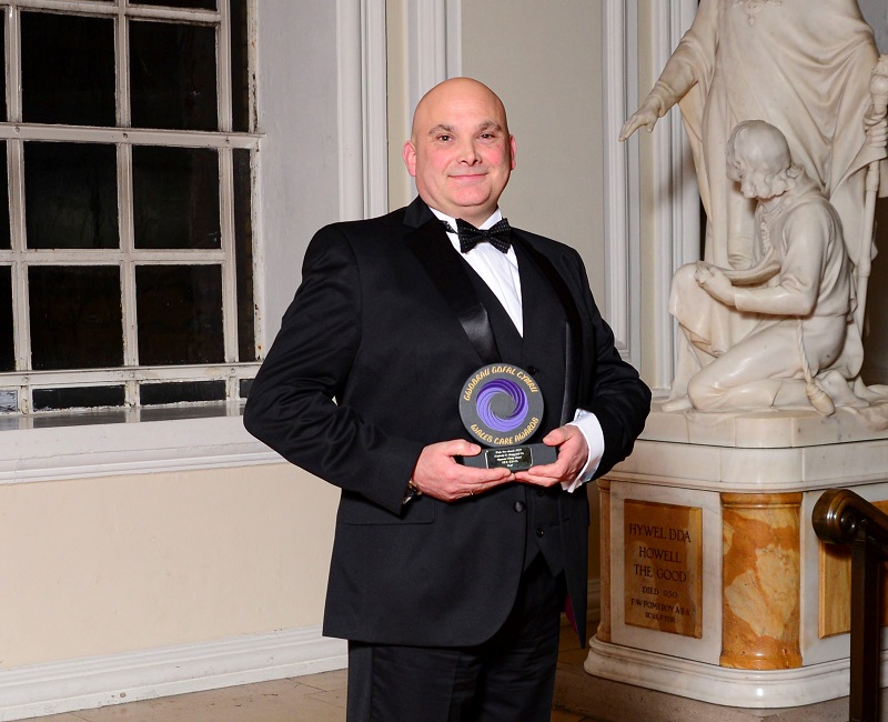 Ex-GB sled dog racer Nick claims victory at national care awards