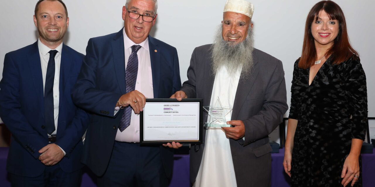 Mosque leader wins top honour for reducing fear in wake of bomb attack
