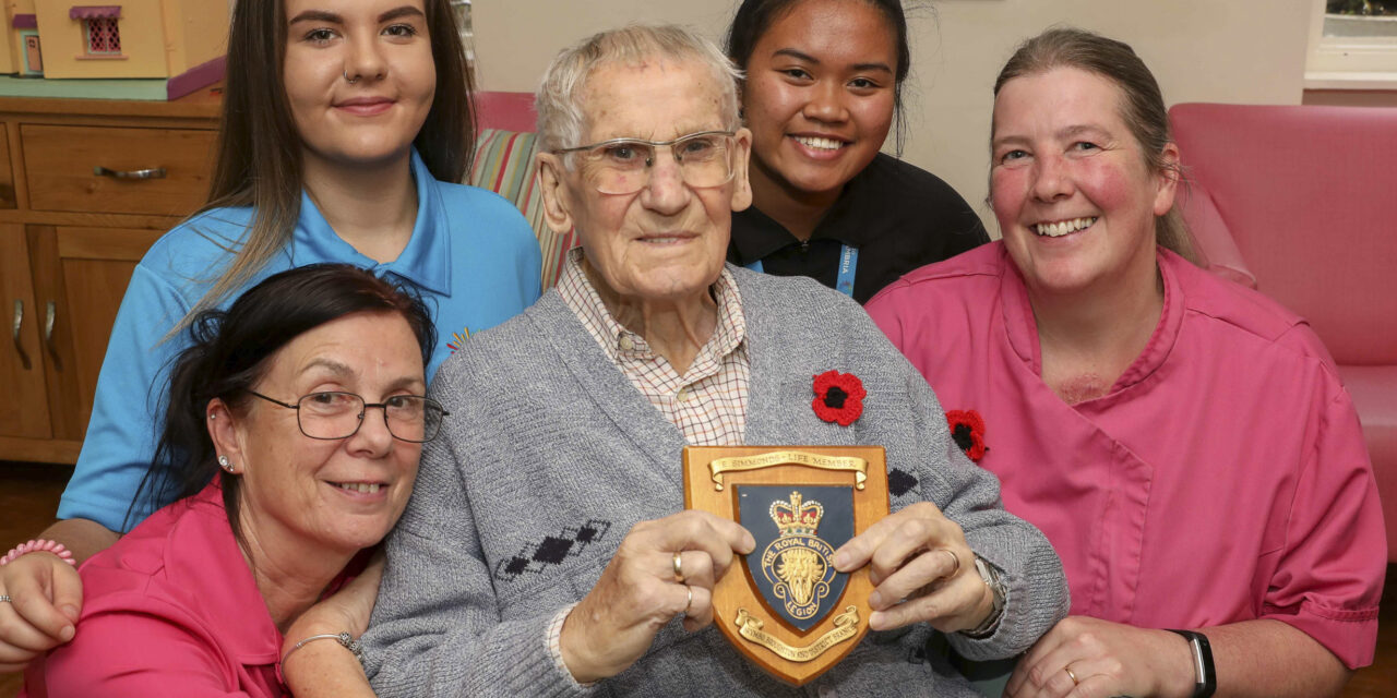 Tributes to Spitfire mechanic Ern who has passed away aged 93