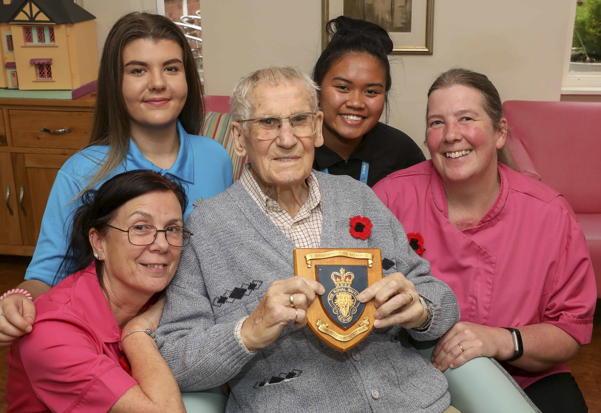 Tributes to Spitfire mechanic Ern who has passed away aged 93