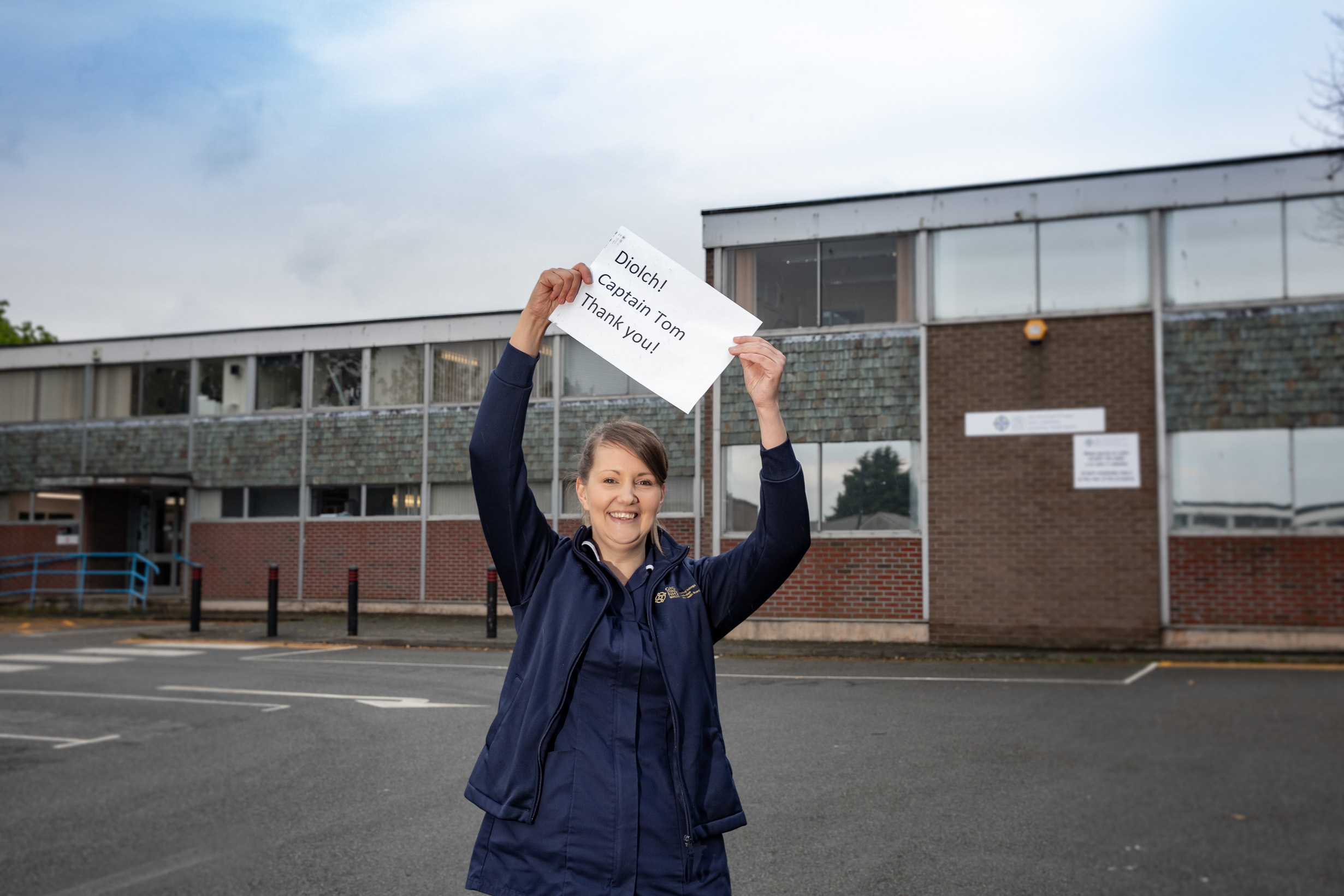Captain Tom brightens lives of hospital patients and staff in North Wales during Covid-19 crisi