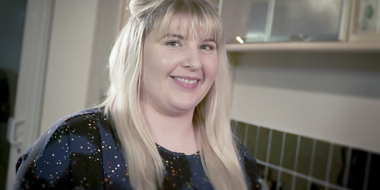 Mum-of-two Rhiannon aims to be twice woman she used to be but half the size after starring on TV