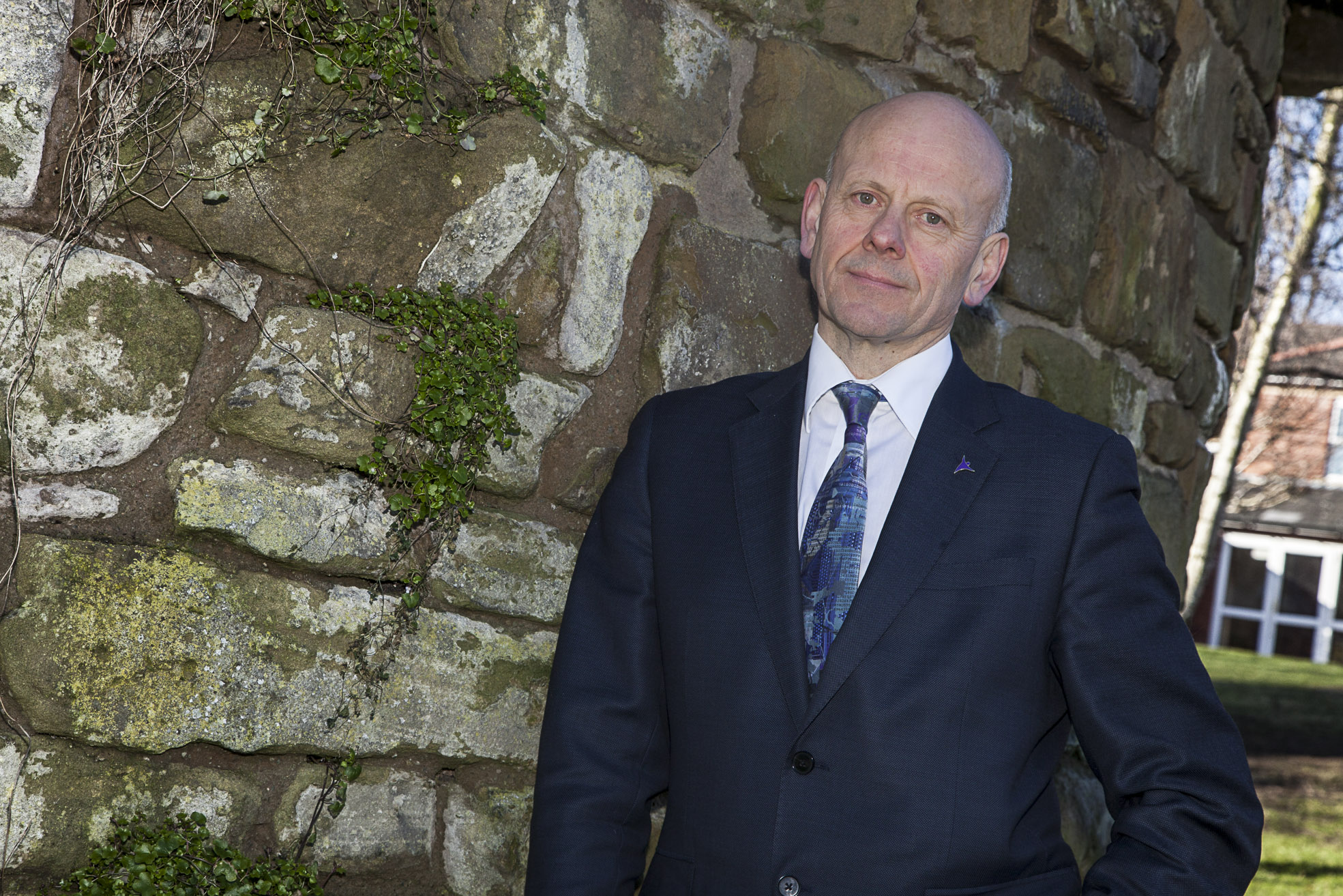 Social care leader warns there is no “automatic right” to indoor care home visits