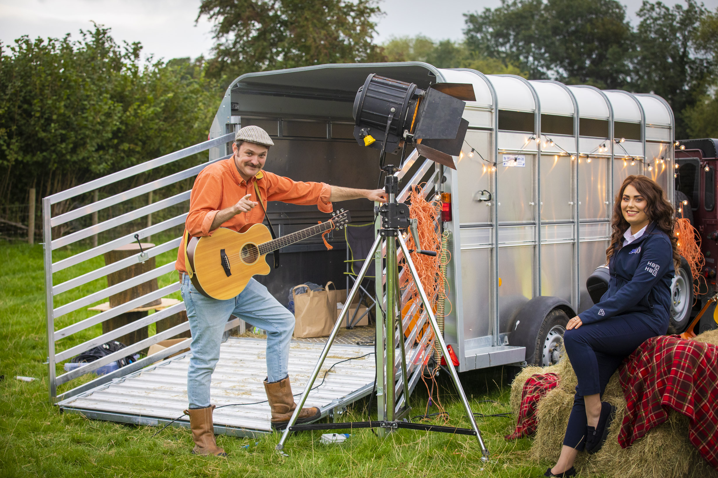 Find out the link between megastar Rihanna and the Welsh Whisperer