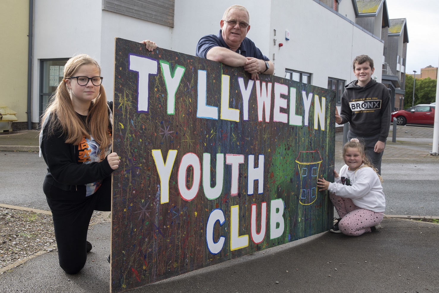 Cartrefi Conwy steps up to plate like Marcus Rashford to beat half term holiday hunger