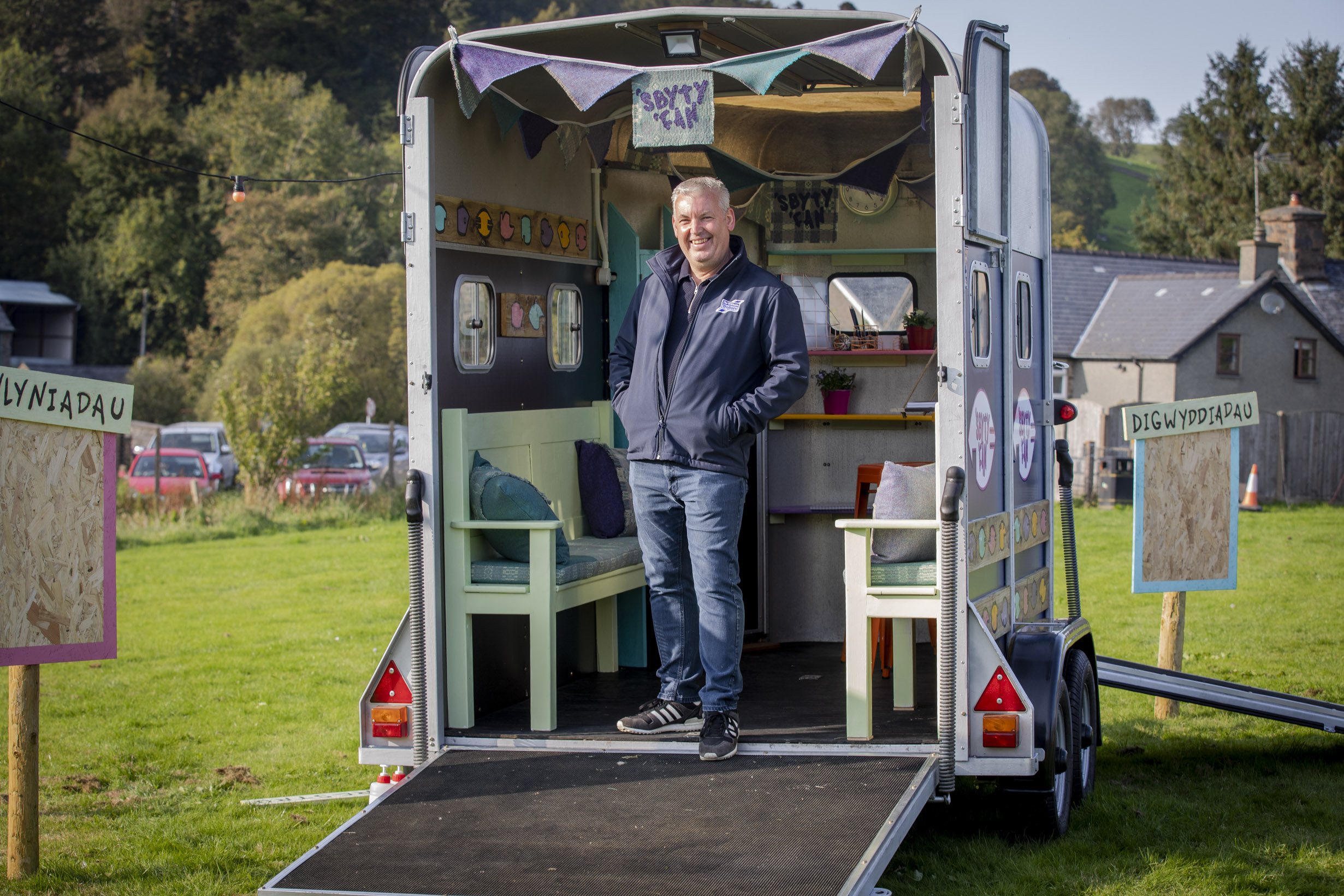 Spectacular horsebox makeover creates lasting legacy