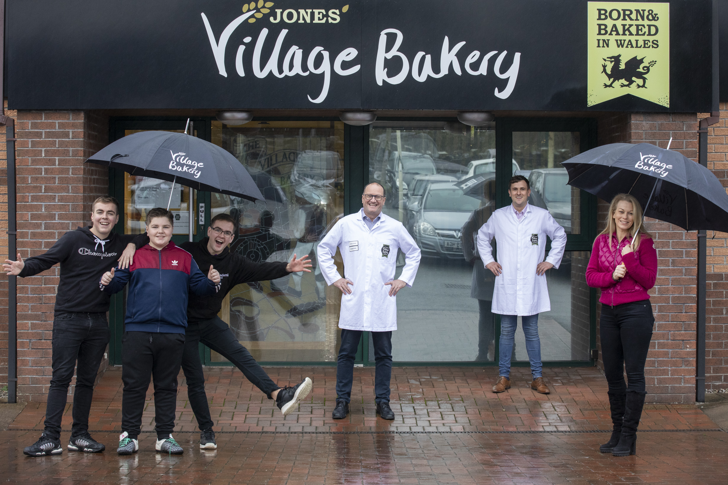Kind bakers help boys’ choir rise to Covid-19 challenge