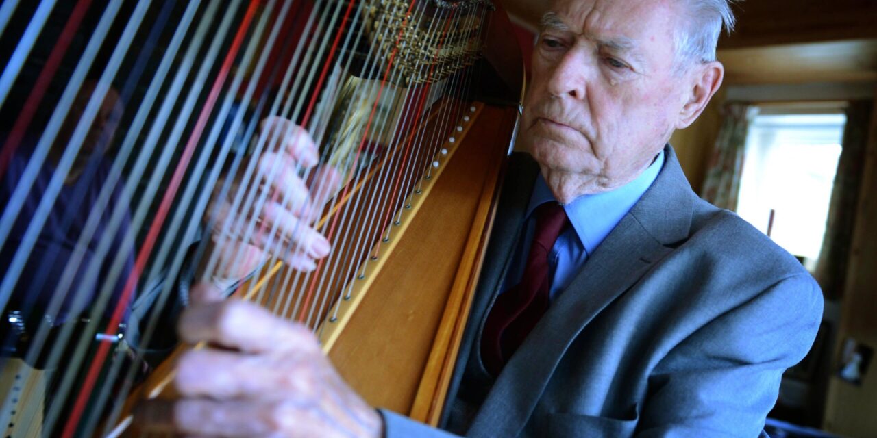 Tributes to harp legend Osian Ellis