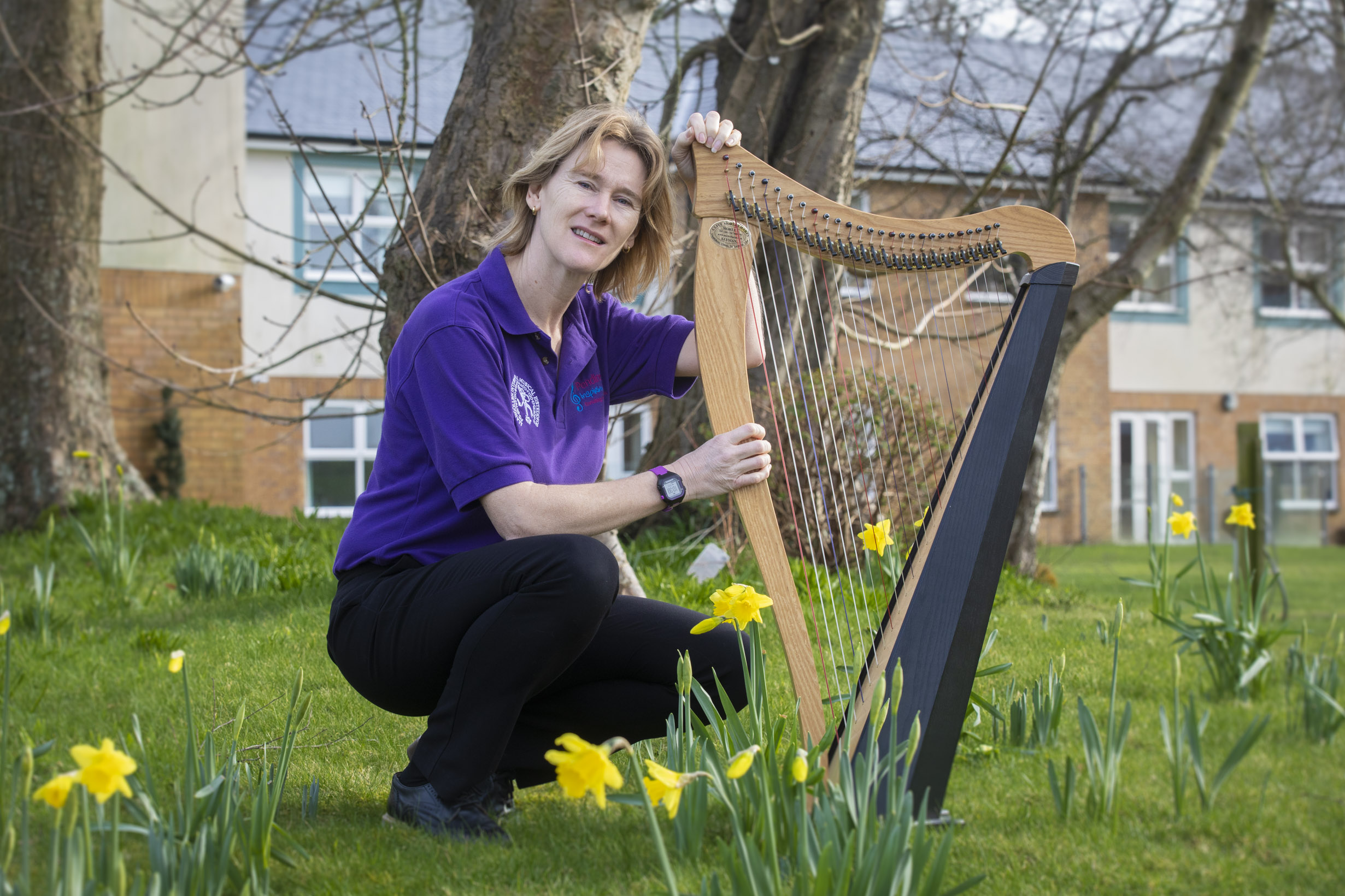 Painting to music provide a new beginning for people with dementia