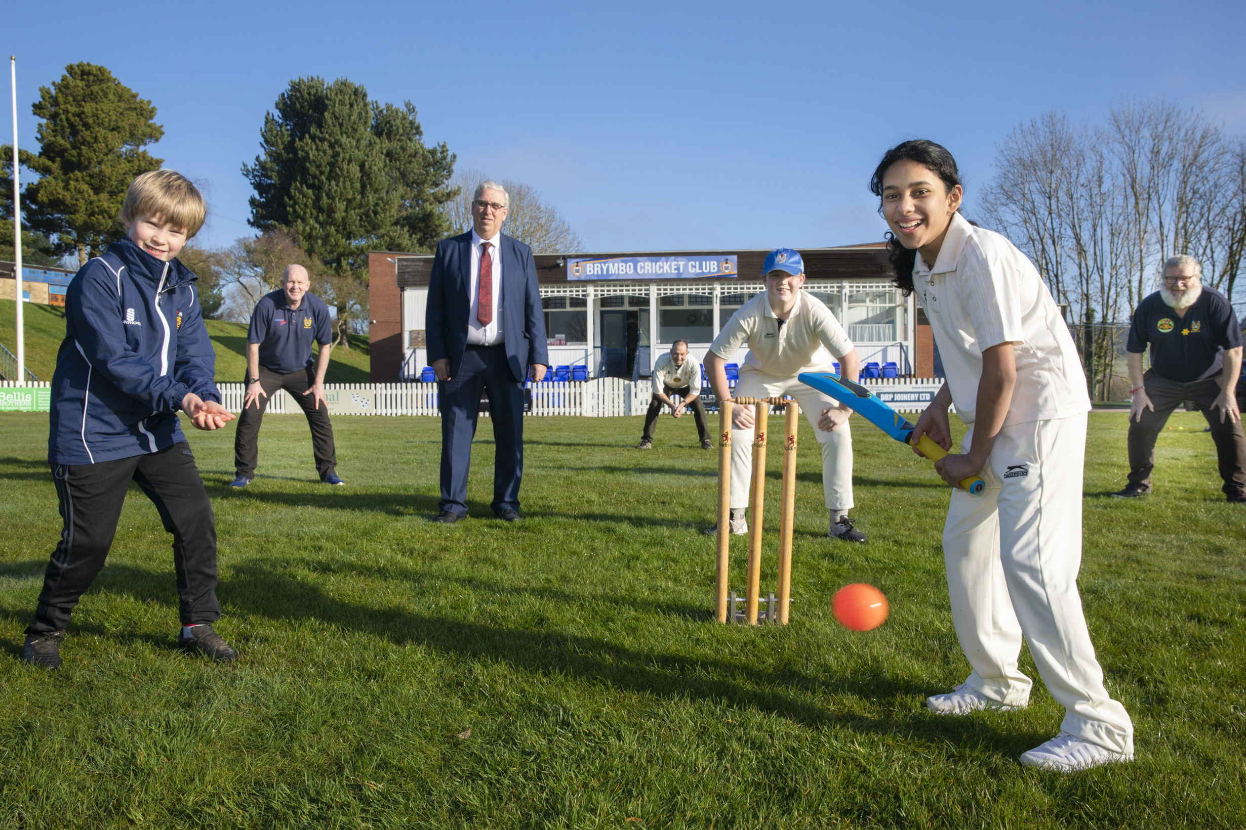 Cricket club launch a junior coaching scheme to get kids back into cricket