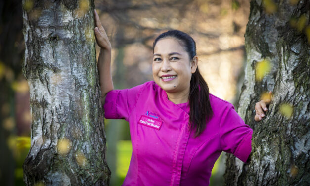 Arlen goes extra smile after surviving brush with death