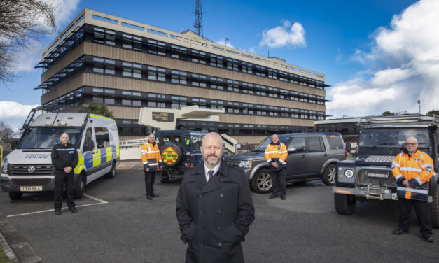 Cash boost for 4×4 volunteers who helped snowbound NHS staff