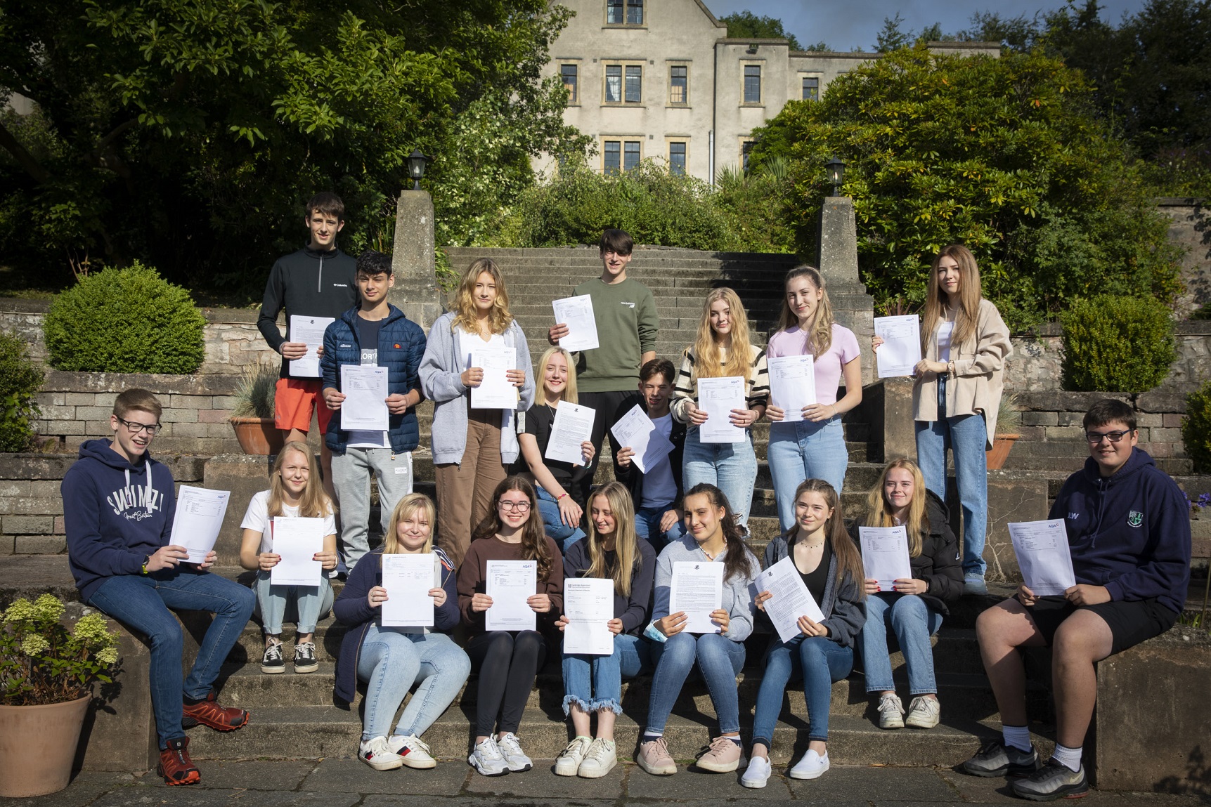 Head praises “fantastic” pupils for 100% pass rate