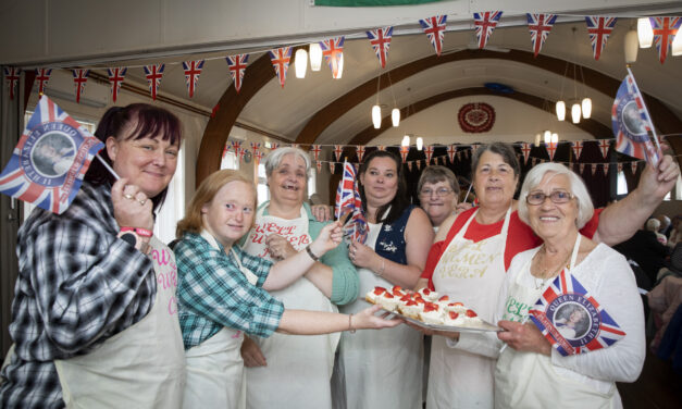 Tenants enjoy royal musical feast to celebrate Queen’s Platinum Jubilee