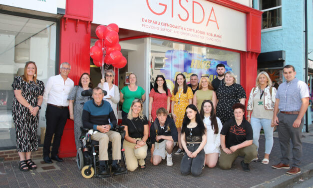 Teenager thanks homelessness charity GISDA for putting roof over his head