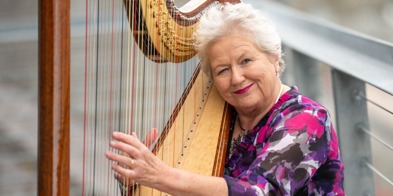 Renowned harpist Elinor signs off in style