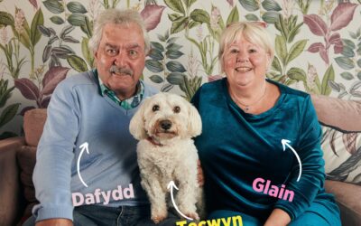 New Gogglebocs star Tecwyn is barking