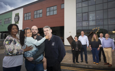 Brave Bella, 6, inspires Phil’s close shave in aid of children’s hospital