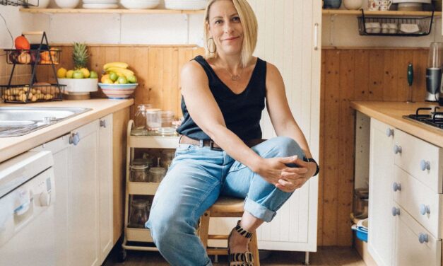 TV nutritionist Angharad used to hate herself and cry after binge-eating weekends