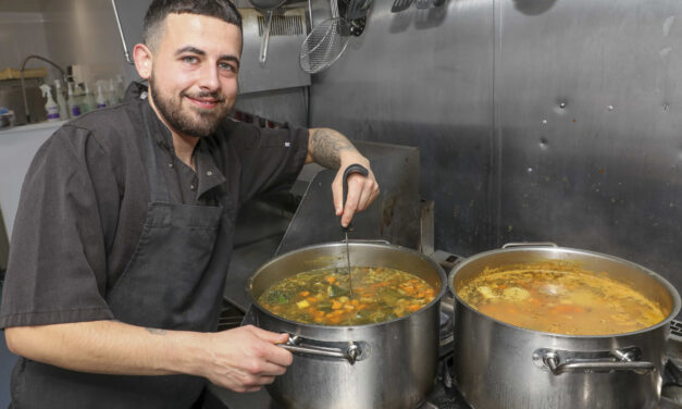 Social care chef who couldn’t fry an egg rated one of best in Wales