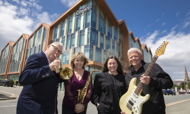 Award-winning music cooperative recruits tutors for “excellent” new service in Conwy