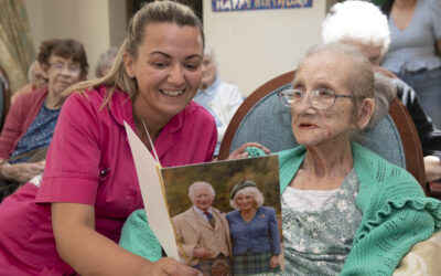 Tributes to Elsie who died just days after 100th birthday party “fit for a queen”