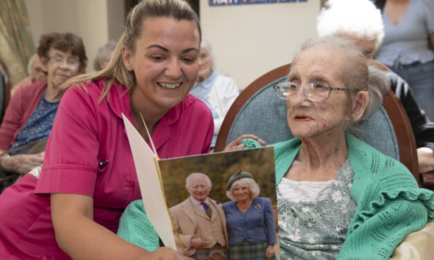 Tributes to Elsie who died just days after 100th birthday party “fit for a queen”