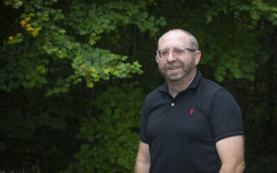 Newport man who changed careers to support dementia patient up for national award