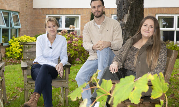 Devoted daughter speaks out to help ‘too young dementia patients’ after dad’s tragic diagnosis at 52