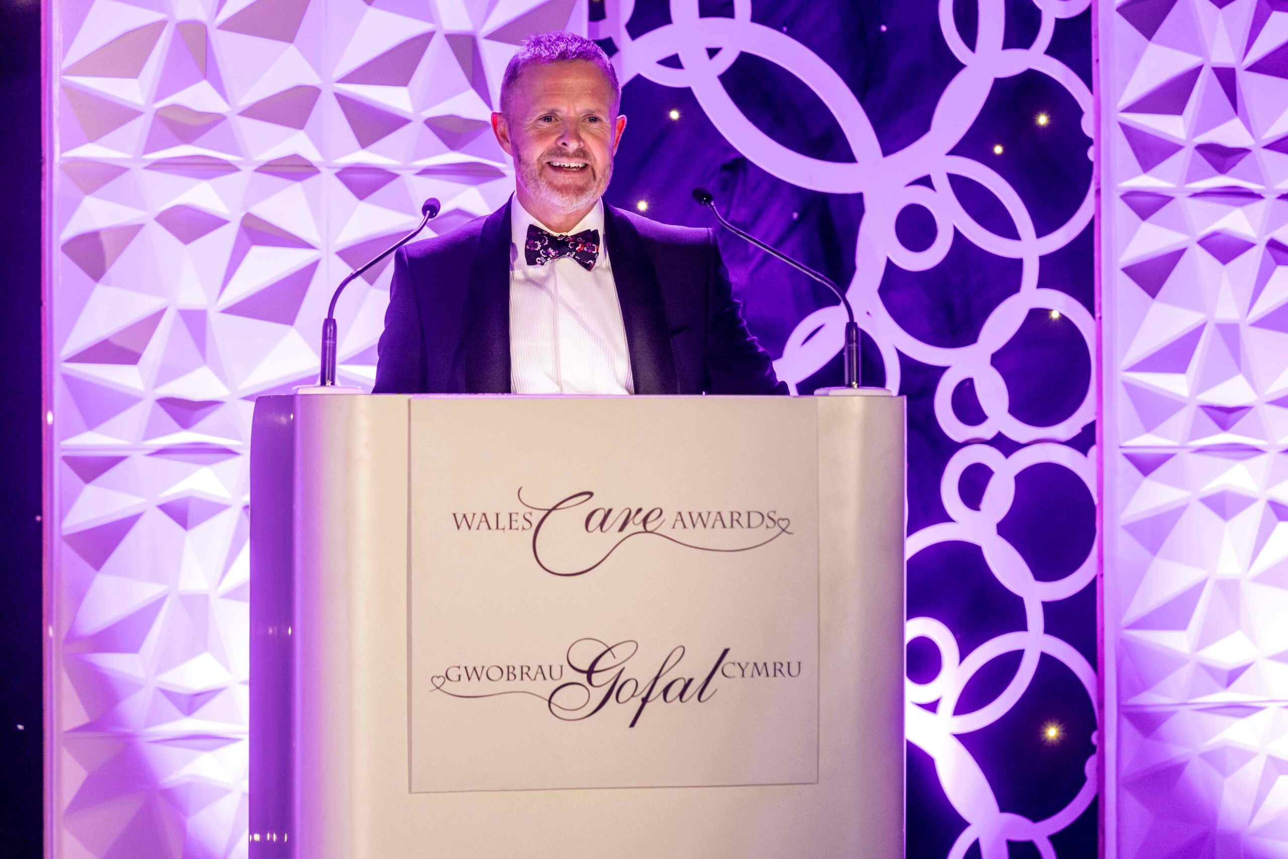 Health Minister hails overseas workers as “stars of Wales” amid deportation row