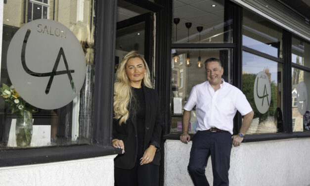 Fury family fly Welsh hairdresser in secret for Venezuela’s lavish wedding