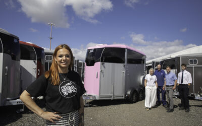 Pink horsebox could raise £40,000 after trailer firm rallies behind mum with incurable cancer