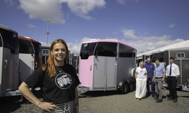 Pink horsebox could raise £40,000 after trailer firm rallies behind mum with incurable cancer