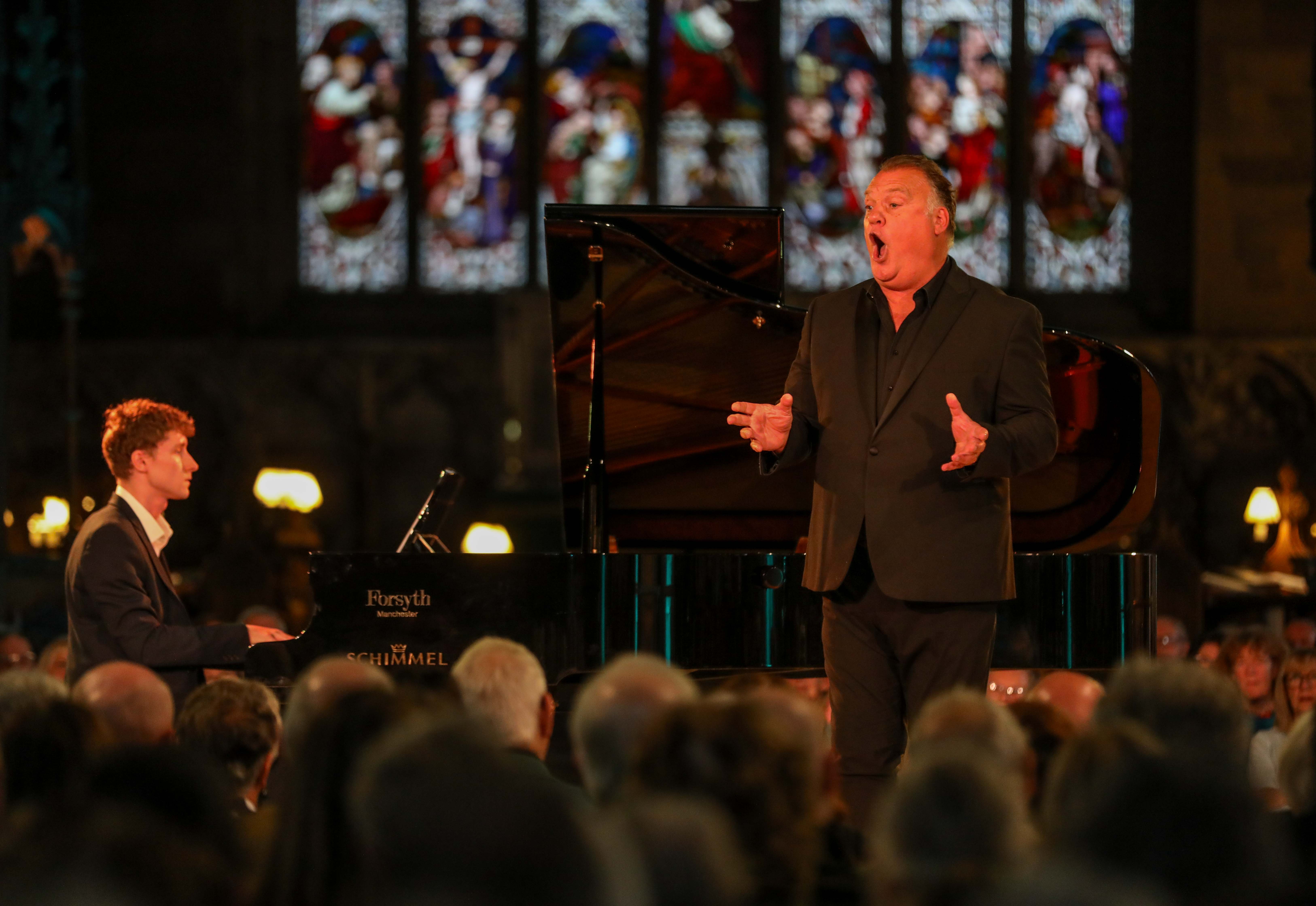 Sir Bryn Terfel’s proud mum and dad get front-row seats for emotional homecoming