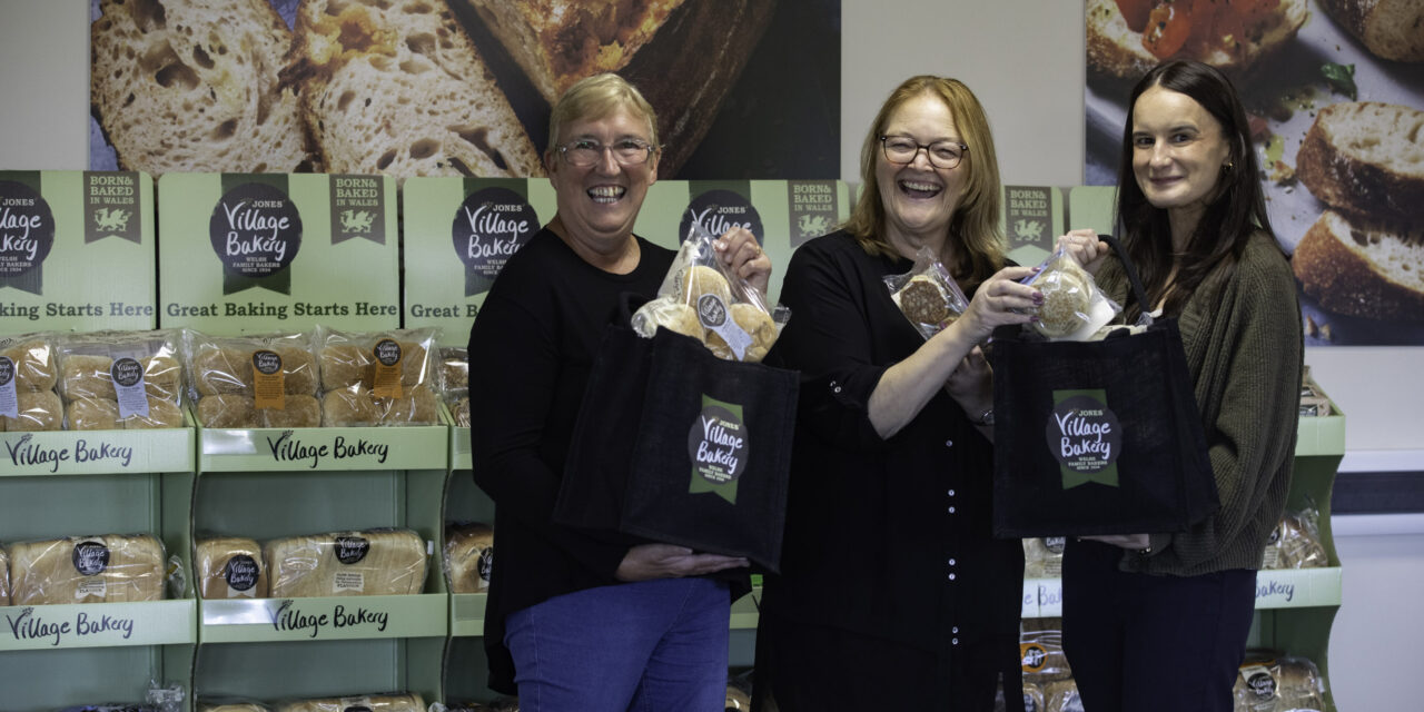 ‘You are amazing’: Hospice heroes thanked with special behind-the-scenes bakery treat